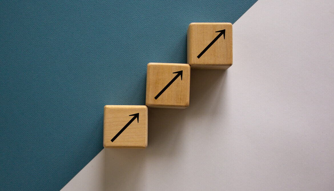 blocks with arrows pointing upwards