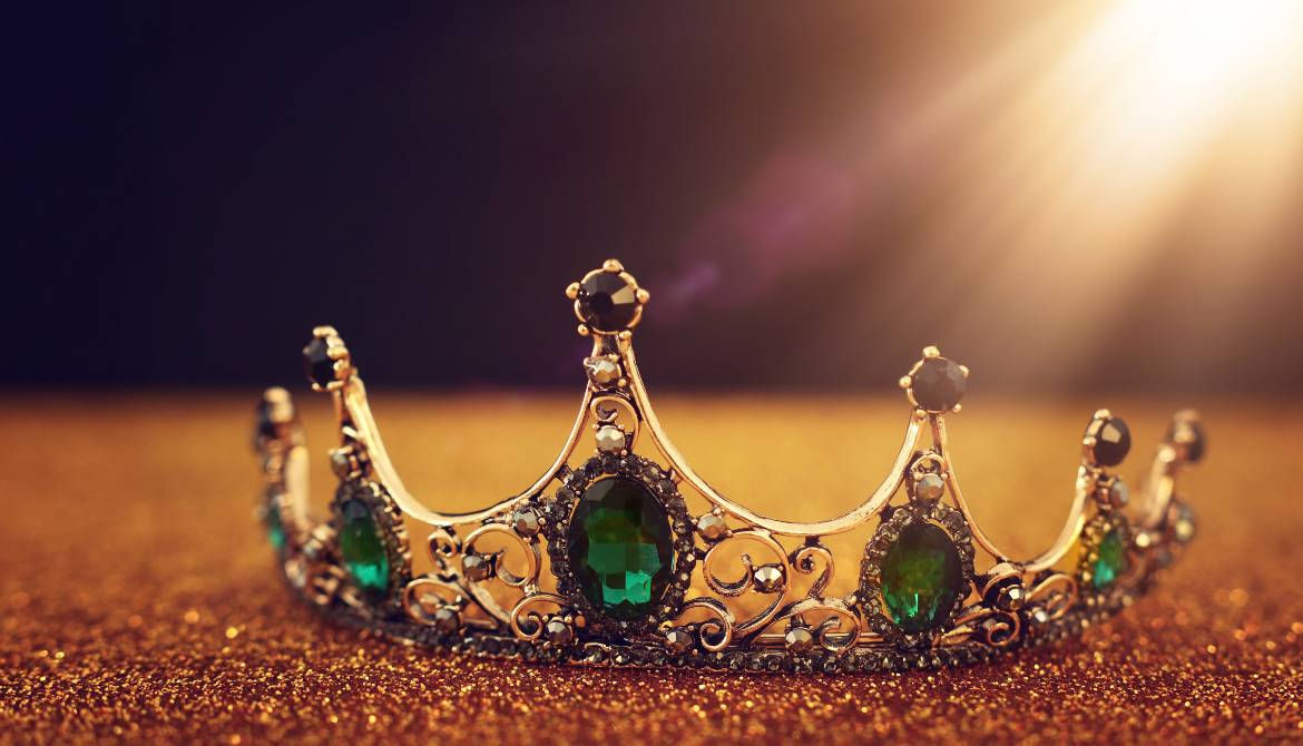 crown with jewels