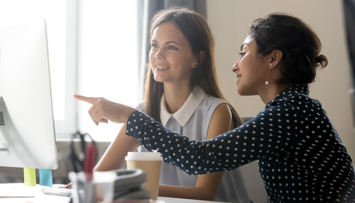 women computer mentoring